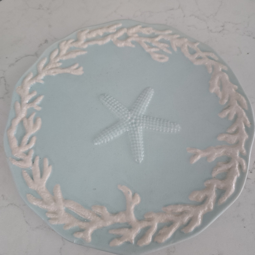 Mud Pie Seafoam Blue and White Starfish Dinner Plate
